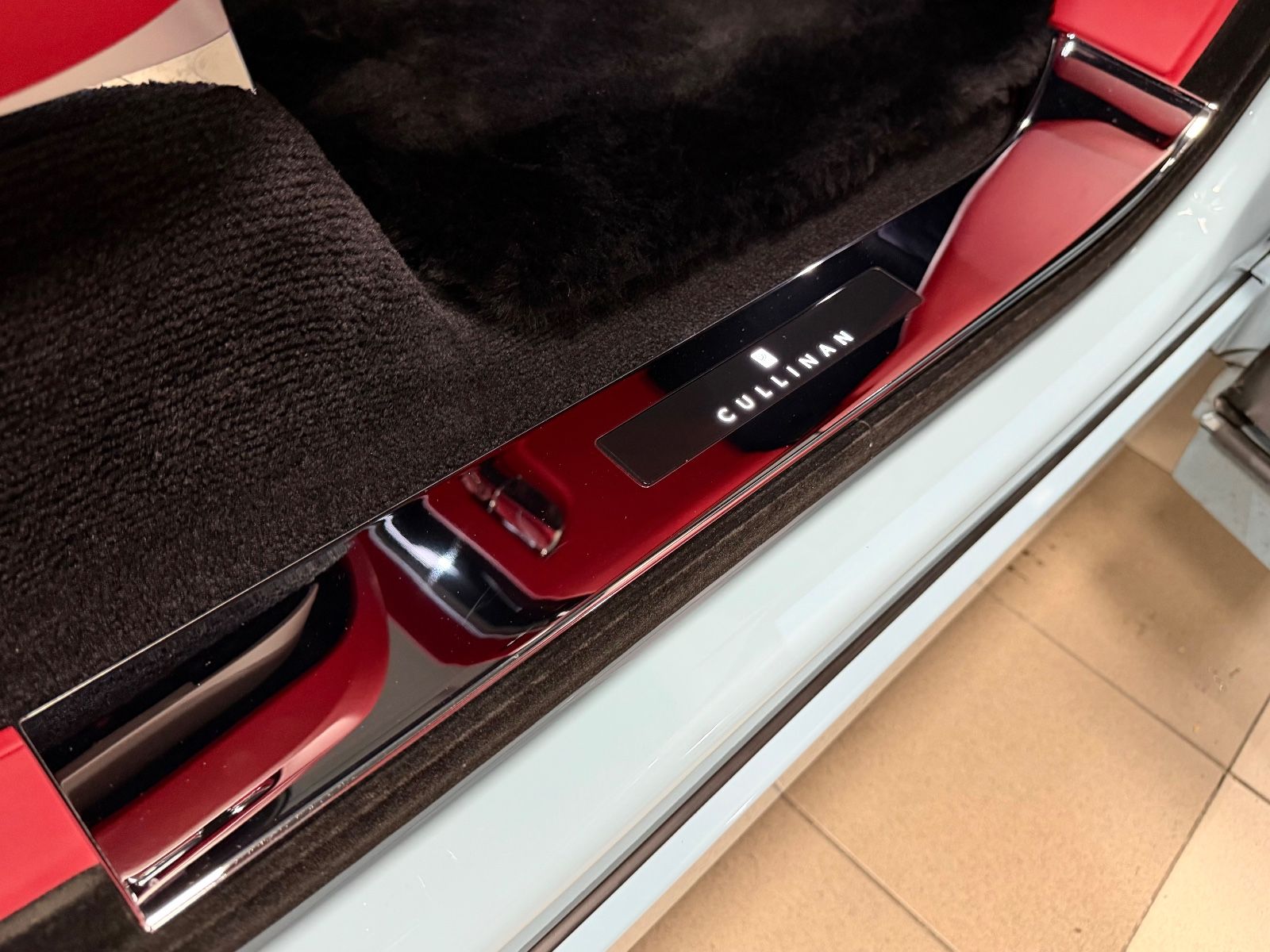 Fahrzeugabbildung Rolls-Royce CULLINAN NOVITEC OVERDOSE BESPOKE EXECUTIV FULL!