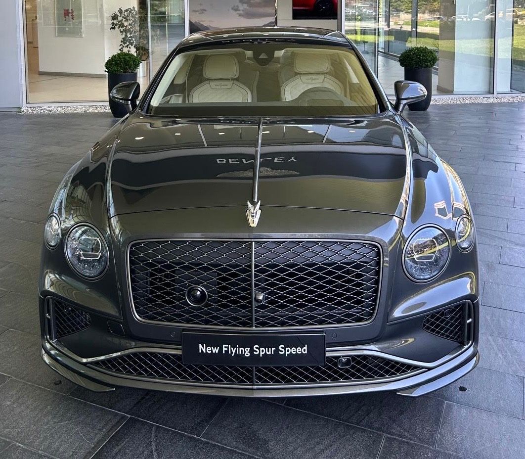 Fahrzeugabbildung Bentley FLYING SPUR SPEED FIRST EDITION BUSINESS 4SEAT!
