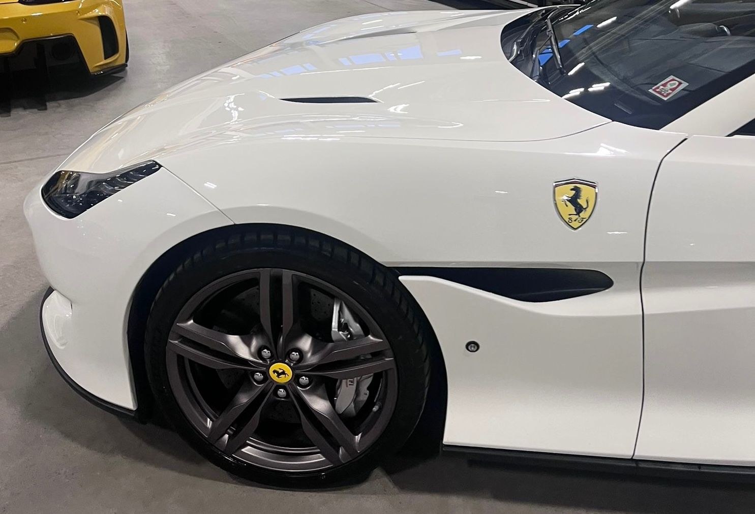 Fahrzeugabbildung Ferrari PORTOFINO BIANCO CERAMIC ADAS 360CAMERA CLIMASEA