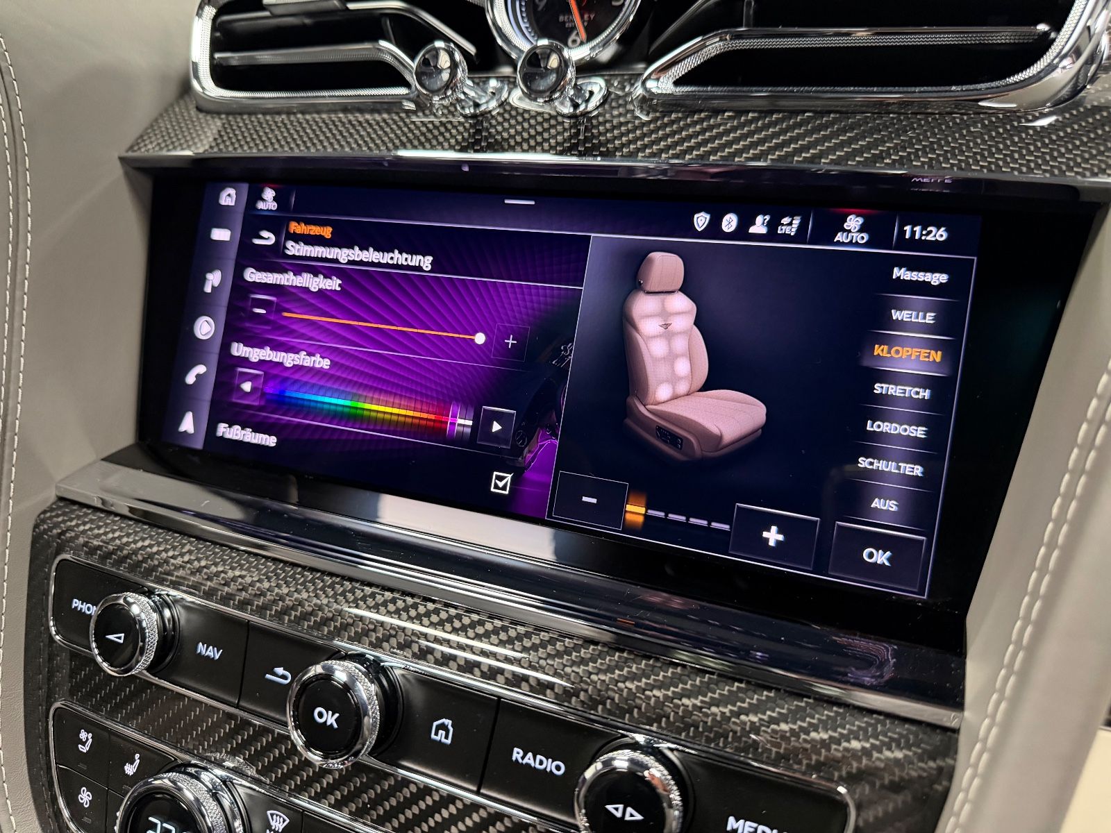 Fahrzeugabbildung Bentley BENTAYGA V8 S CARBON NAIM MASSAGE PANO FULL!