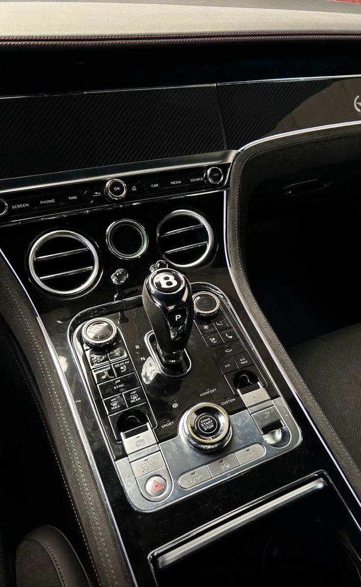 Fahrzeugabbildung Bentley CONTINENTAL GT LE MANS EDITION 1 of 48 FULLOPT!