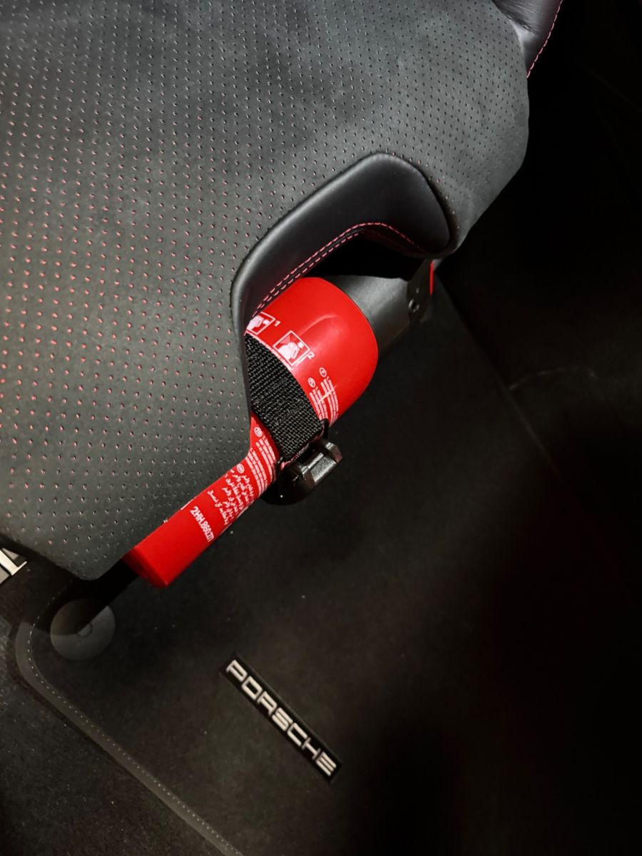 Fahrzeugabbildung Porsche 992 GT3 FACELIFT PDK CLUBSPORT CARBONSEAT NEWCAR