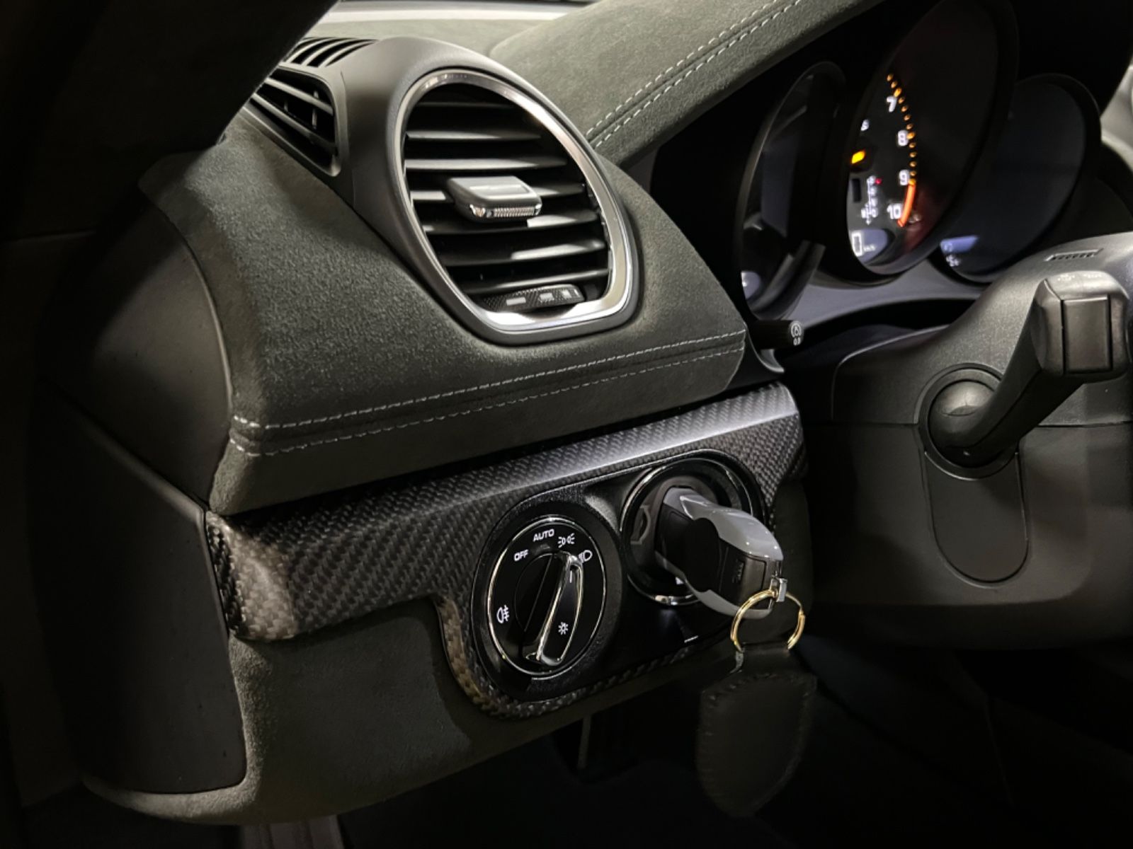 Fahrzeugabbildung Porsche CAYMAN GT4RS WEISSACH CLUBSPORT CERAMIC NEW!!!