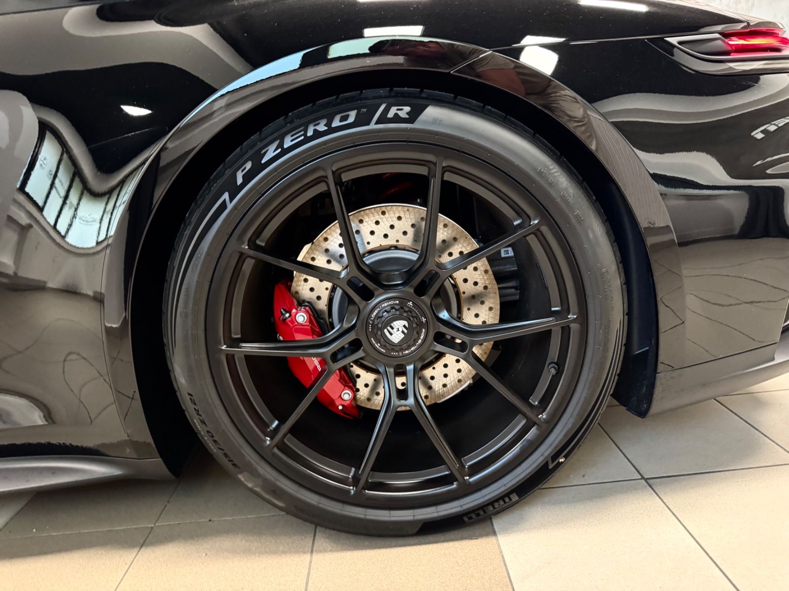 Fahrzeugabbildung Porsche 992 GT3 MK2 FACELIFT TOURING PAKET CARBON 25 NEW