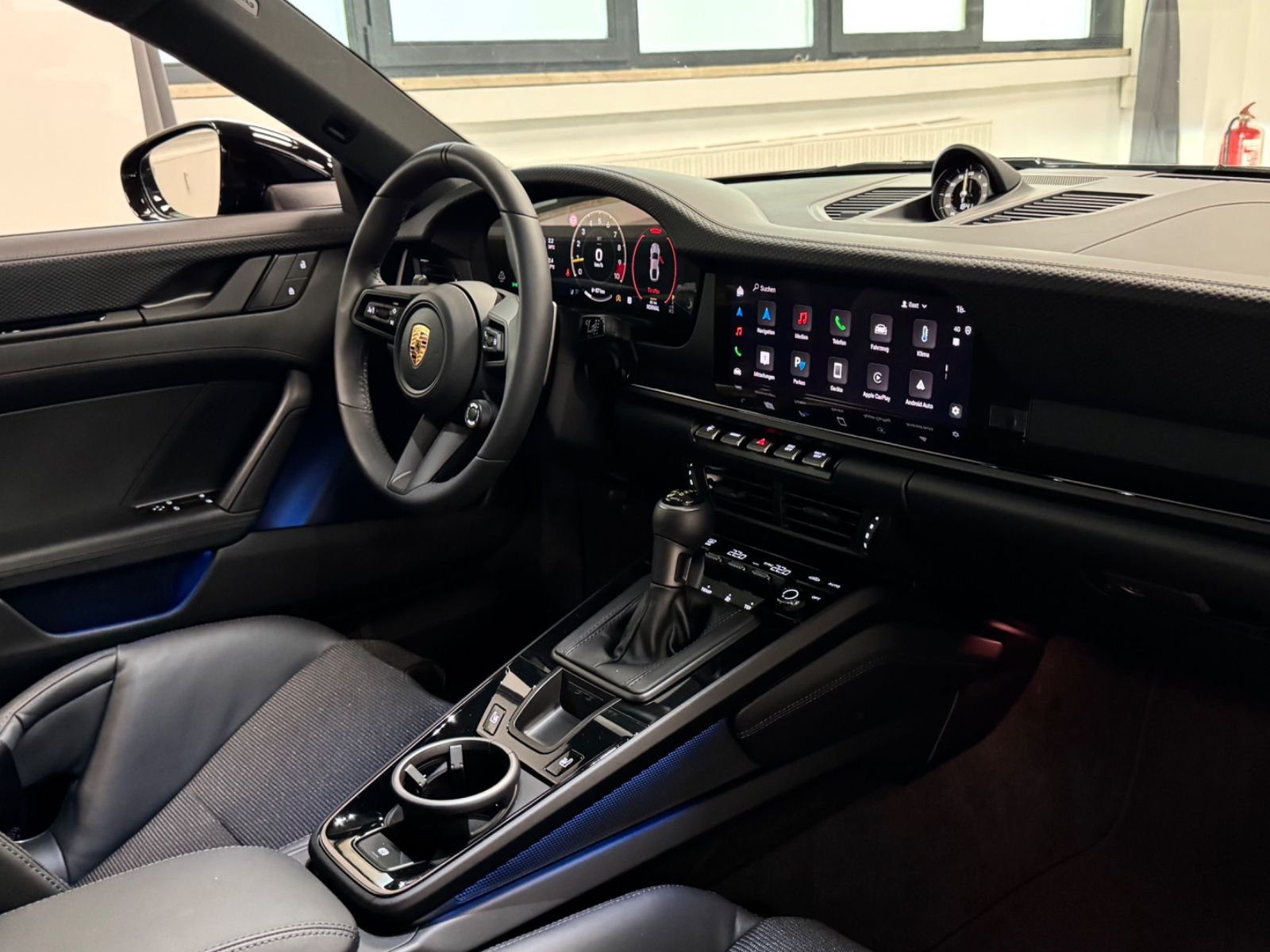 Fahrzeugabbildung Porsche 992 GT3 MK2 FACELIFT TOURING PAKET CARBON 25 NEW