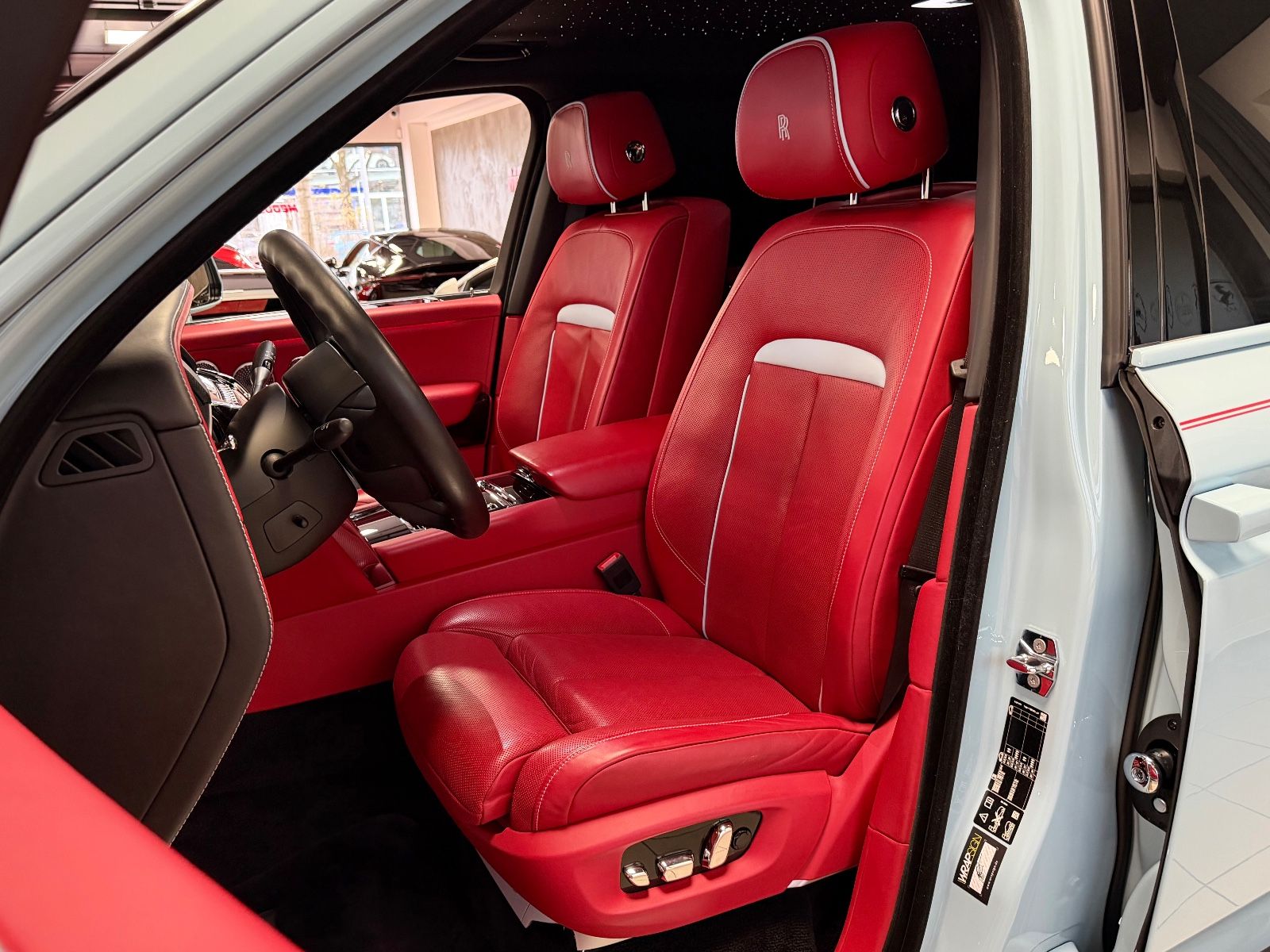 Fahrzeugabbildung Rolls-Royce CULLINAN NOVITEC OVERDOSE BESPOKE EXECUTIV FULL!