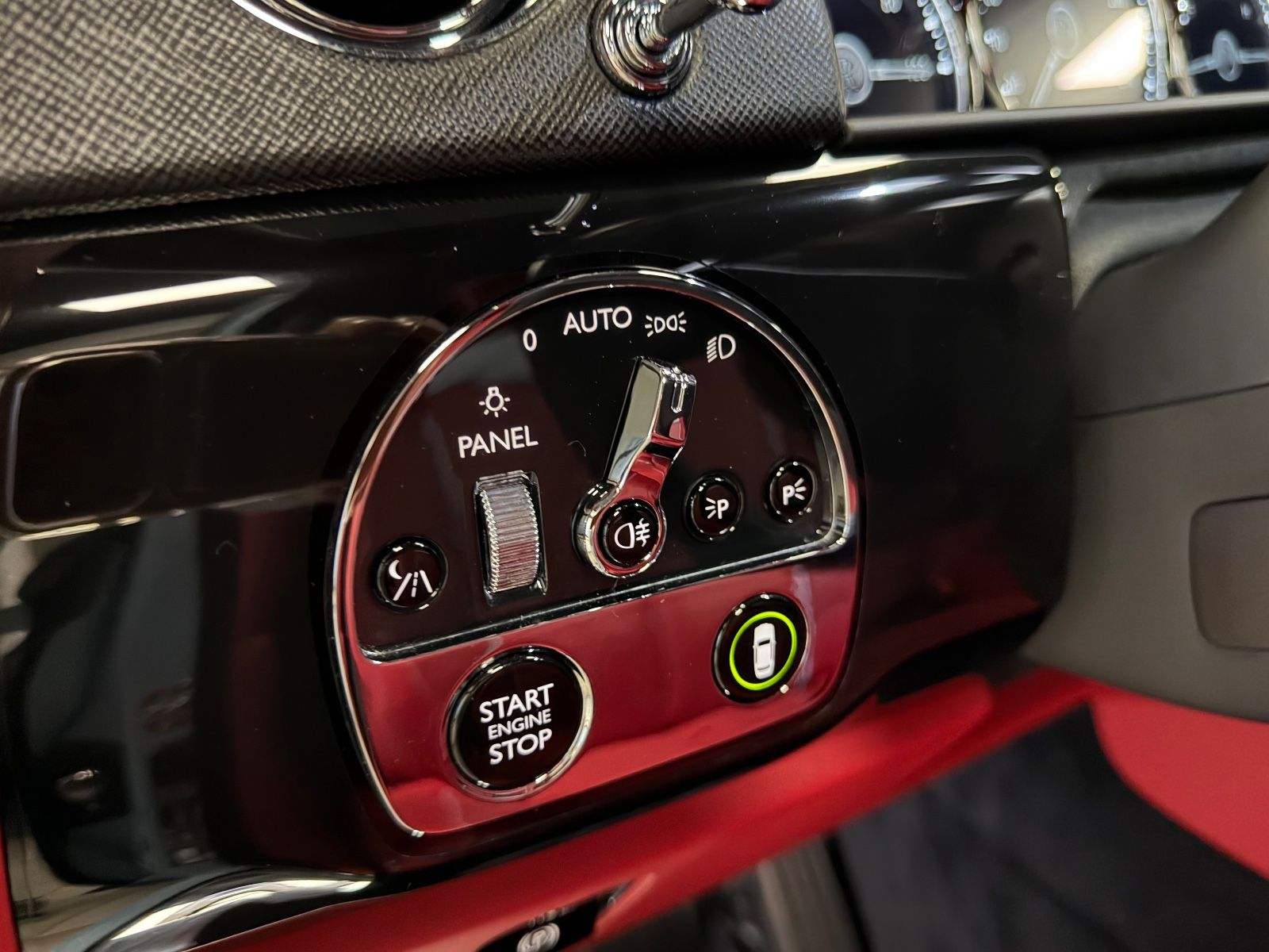 Fahrzeugabbildung Rolls-Royce CULLINAN NOVITEC OVERDOSE BESPOKE EXECUTIV FULL!