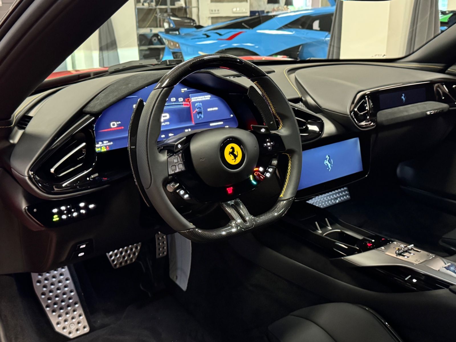 Fahrzeugabbildung Ferrari 12 Cilindri COUPE CARBON EXT&INT CARBONSEAT FULL