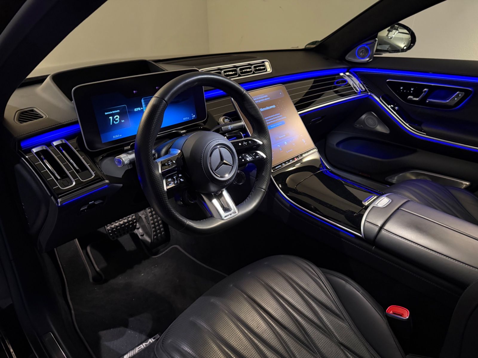 Fahrzeugabbildung Mercedes-Benz S 63 AMG e 4M+ L CERAMIC CARBON FIRSTCLASS FULL!