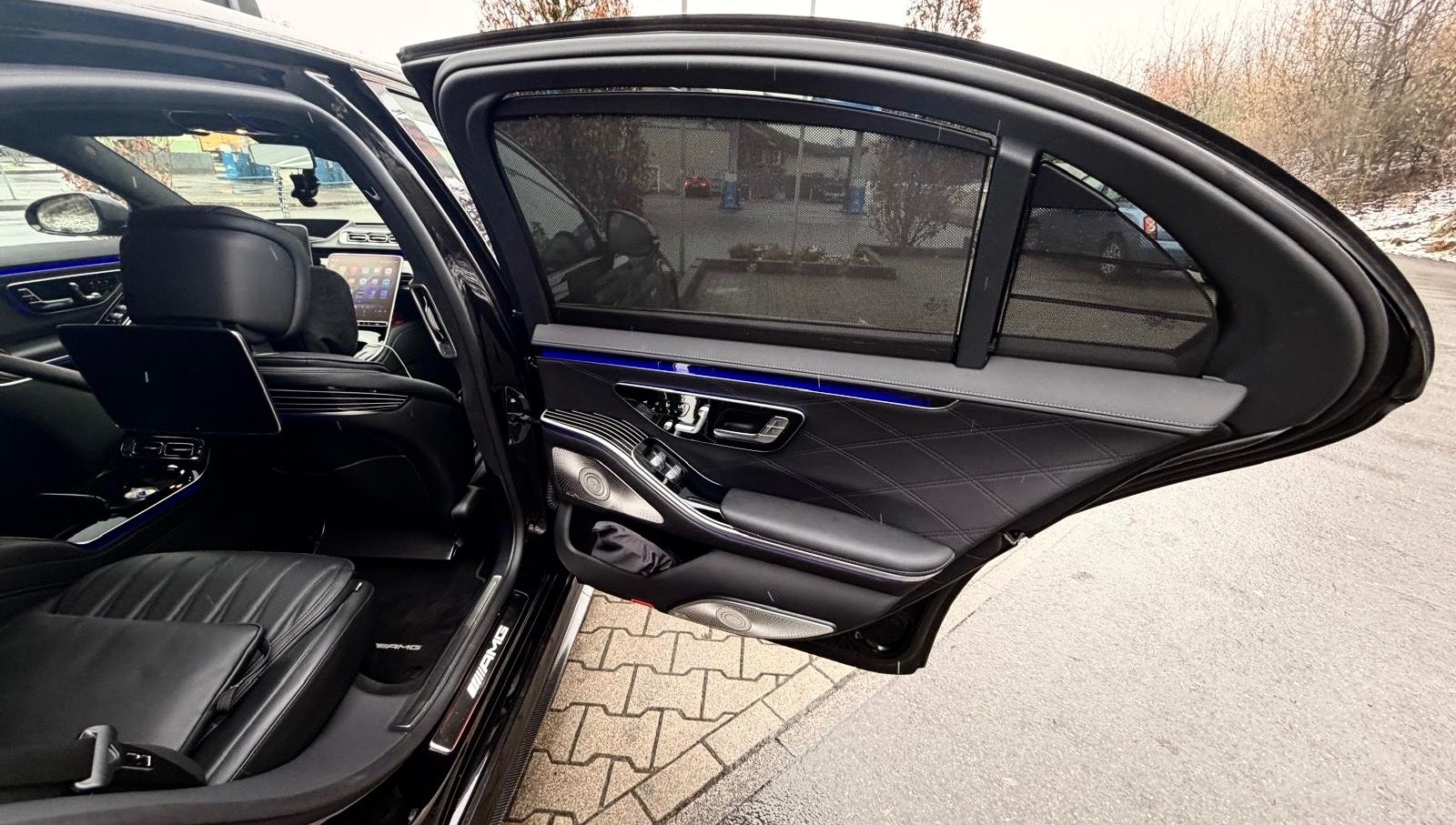 Fahrzeugabbildung Mercedes-Benz S 63 AMG e 4M+ L CERAMIC CARBON FIRSTCLASS FULL!