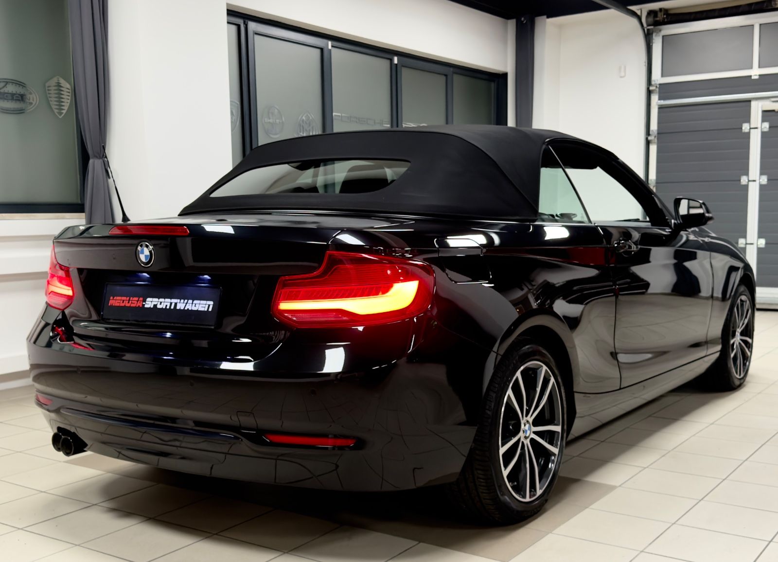 Fahrzeugabbildung BMW 220 d CABRIO SPORT LINE LEDER NAVI BUSINESS PACK