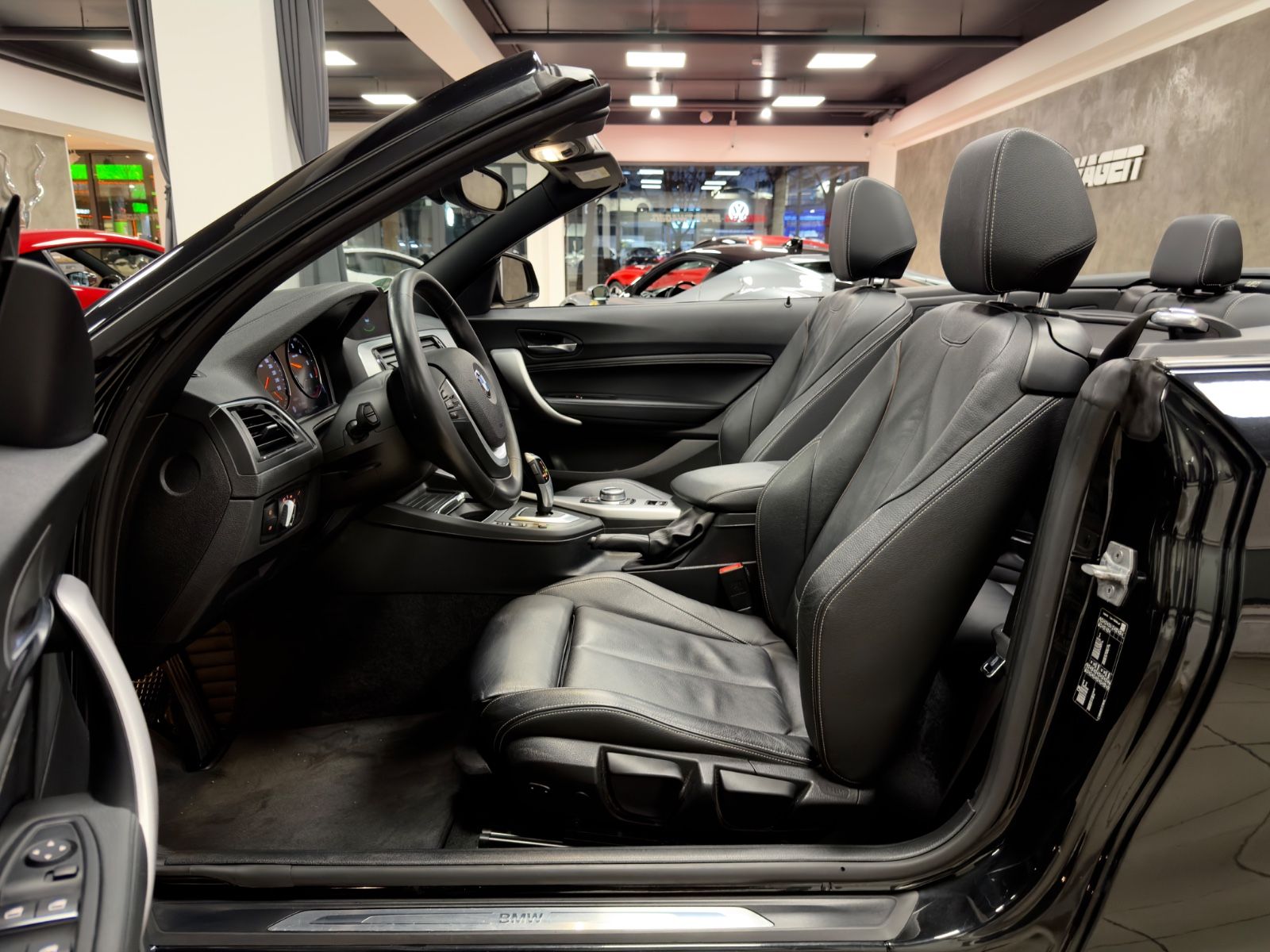 Fahrzeugabbildung BMW 220 d CABRIO SPORT LINE LEDER NAVI BUSINESS PACK