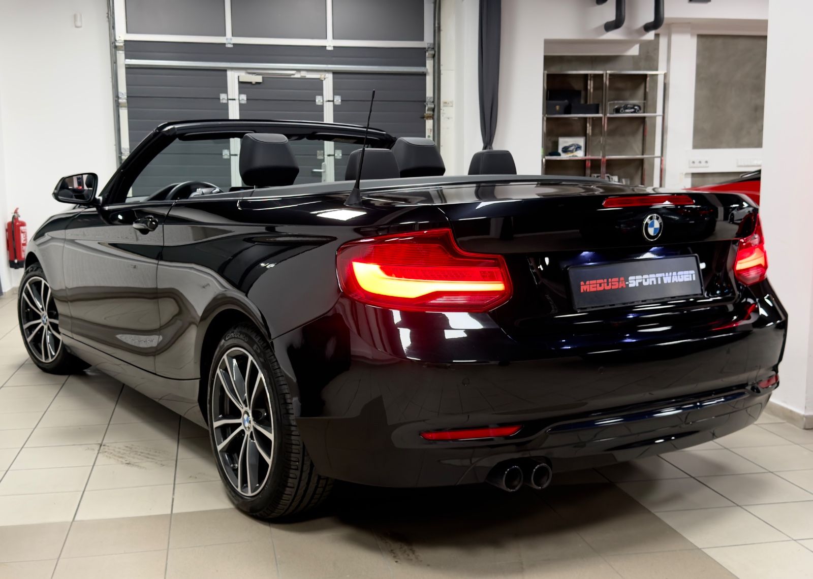 Fahrzeugabbildung BMW 220 d CABRIO SPORT LINE LEDER NAVI BUSINESS PACK