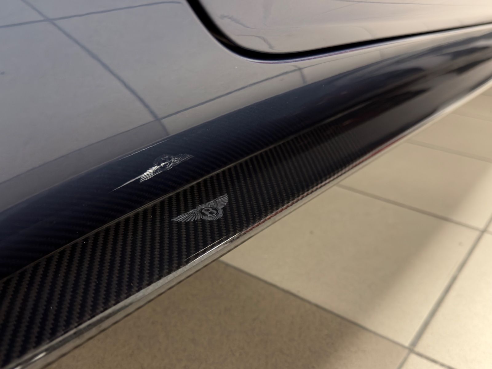 Fahrzeugabbildung Bentley FLYING SPUR SPEED W12 MULLINER CARBON FULLOPTION