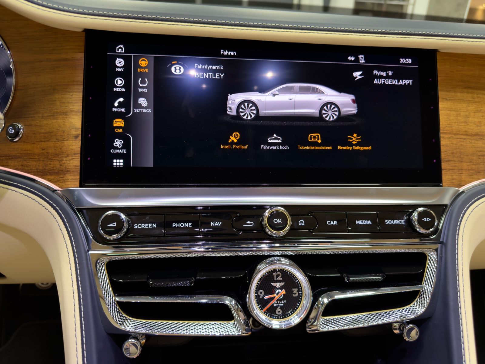 Fahrzeugabbildung Bentley FLYING SPUR SPEED W12 MULLINER CARBON FULLOPTION