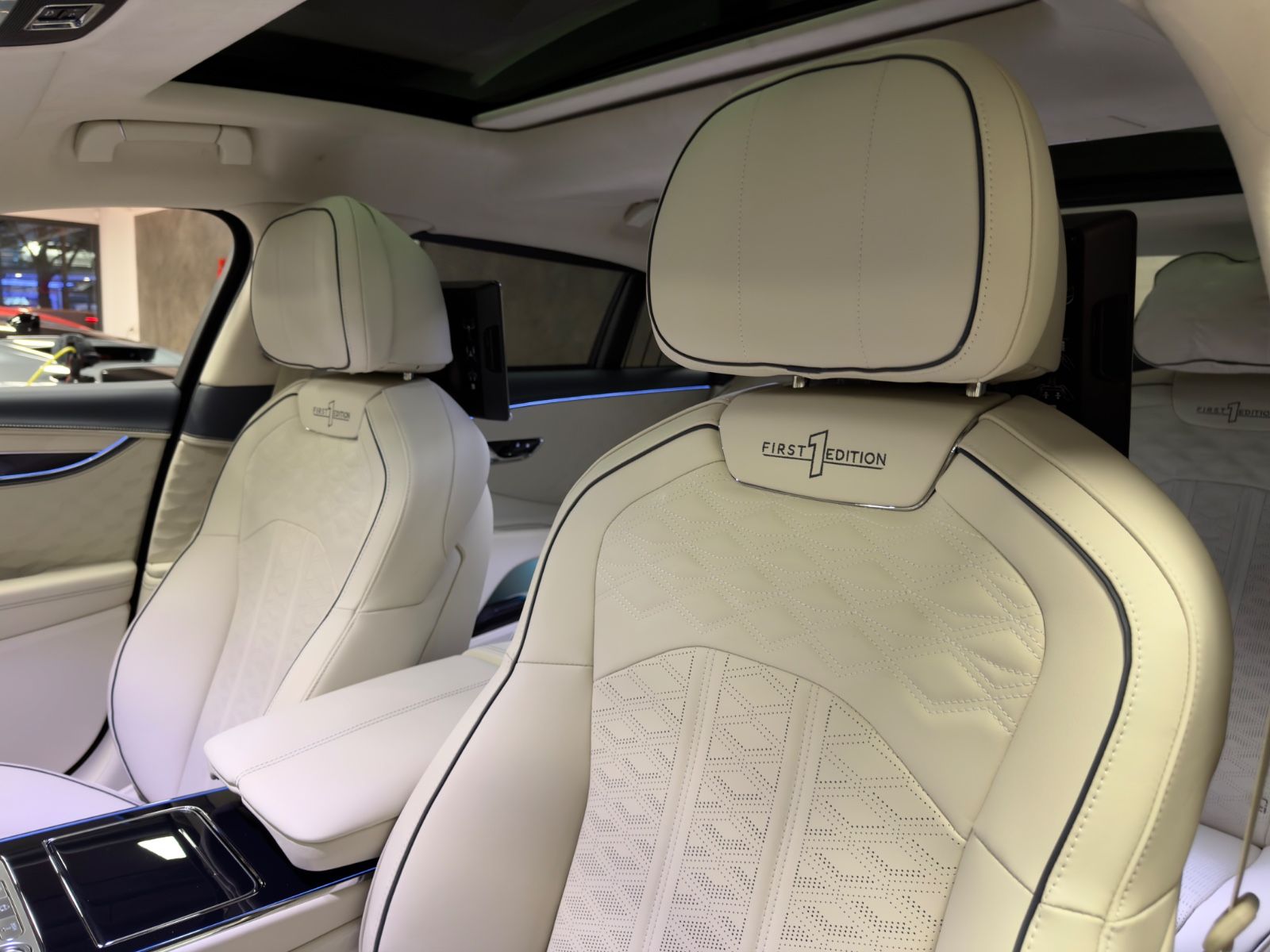 Fahrzeugabbildung Bentley FLYING SPUR SPEED FIRST EDITION BUSINESS 4SEAT!