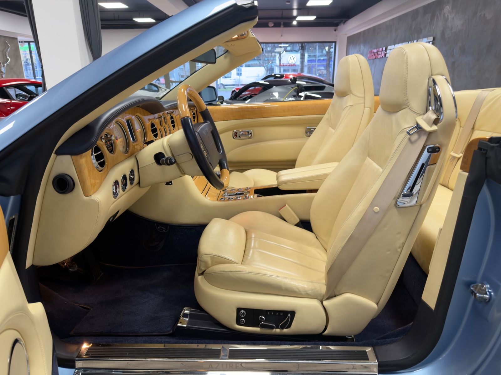 Fahrzeugabbildung Bentley AZURE CABRIO ONE OF ONE 29800KM SAMMLER TRAUM!!!