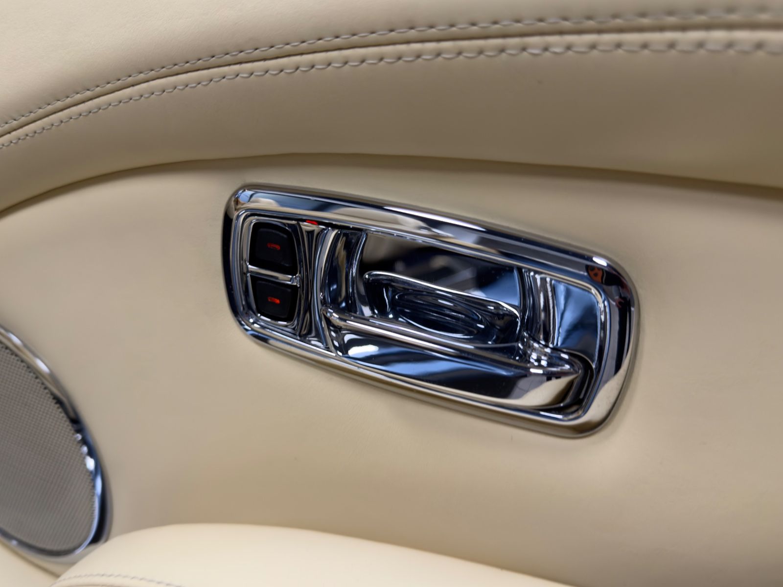 Fahrzeugabbildung Bentley AZURE CABRIO ONE OF ONE 29800KM SAMMLER TRAUM!!!