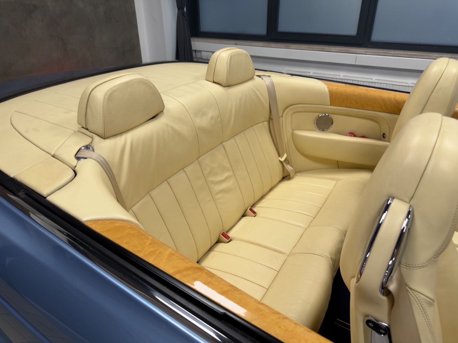 Fahrzeugabbildung Bentley AZURE CABRIO ONE OF ONE 29800KM SAMMLER TRAUM!!!