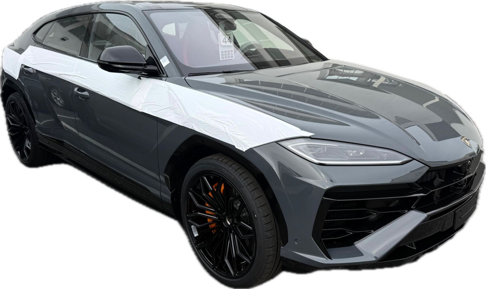 Fahrzeugabbildung Lamborghini URUS SE BIG-CARBONPACK B&O MASSAGE PR26 FULLOPT!