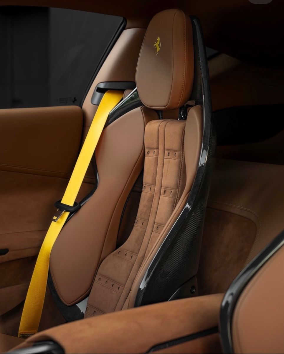 Fahrzeugabbildung Ferrari 12CILINDRI NOVITEC EINZELSTÜCK CARBON FULLOPT!