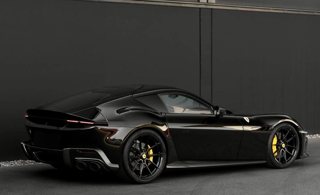 Fahrzeugabbildung Ferrari 12CILINDRI NOVITEC EINZELSTÜCK CARBON FULLOPT!