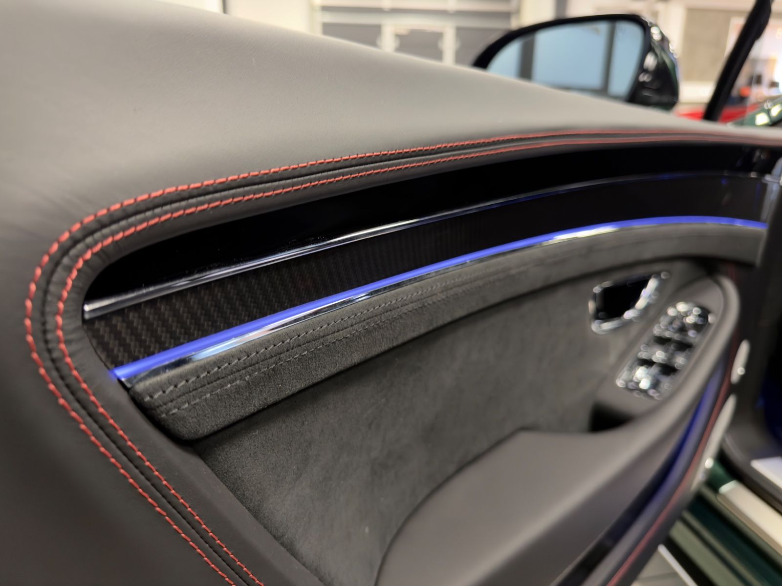 Fahrzeugabbildung Bentley CONTINENTAL  GT LE MANS EDITION 1 of 48 FULLOPT!