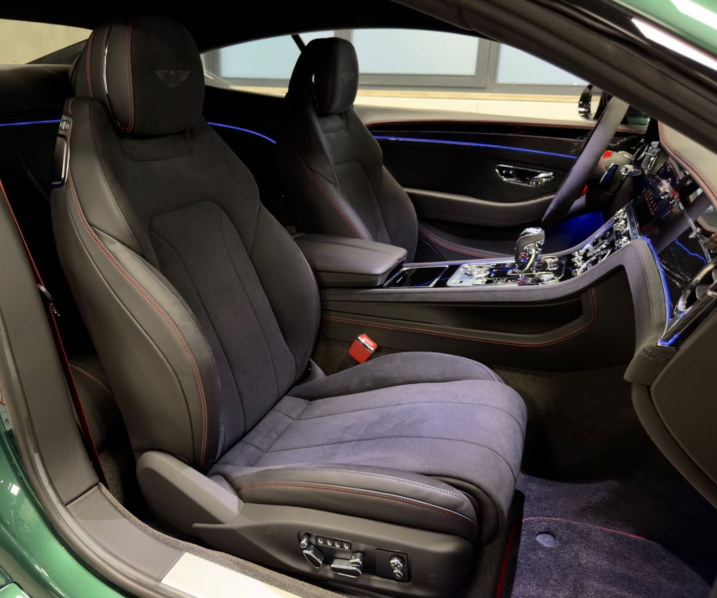 Fahrzeugabbildung Bentley CONTINENTAL  GT LE MANS EDITION 1 of 48 FULLOPT!