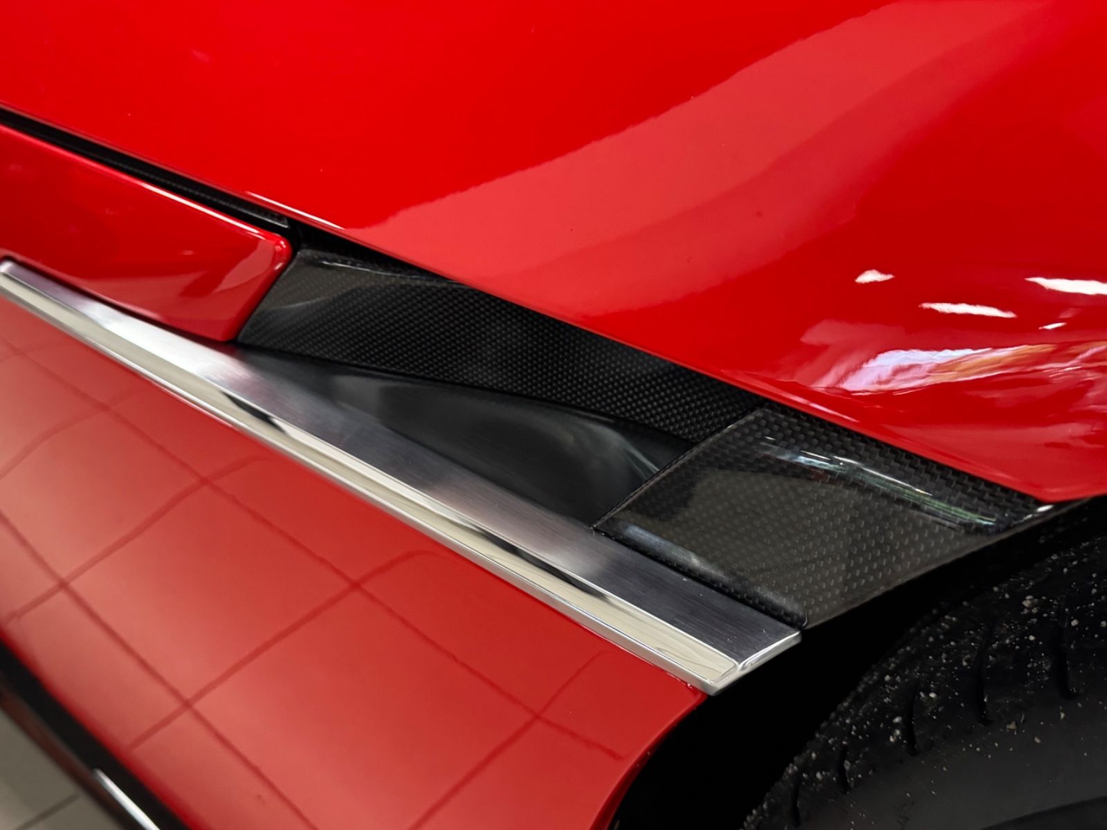 Fahrzeugabbildung Ferrari 12 Cilindri COUPE CARBON EXT&INT CARBONSEAT FULL