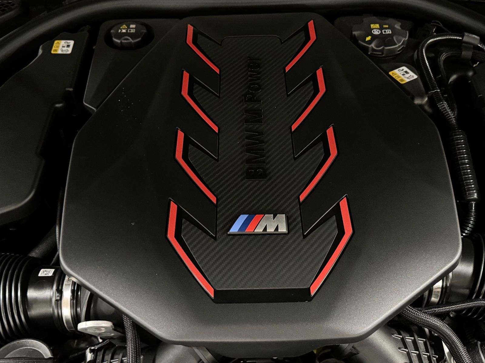 Fahrzeugabbildung BMW M5 ULTIMATE CERAMIC CARBON-INT&EXT B&W FULLOPT!