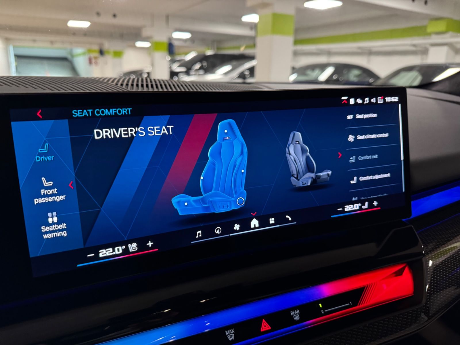 Fahrzeugabbildung BMW M5 ULTIMATE CERAMIC CARBON-INT&EXT B&W FULLOPT!