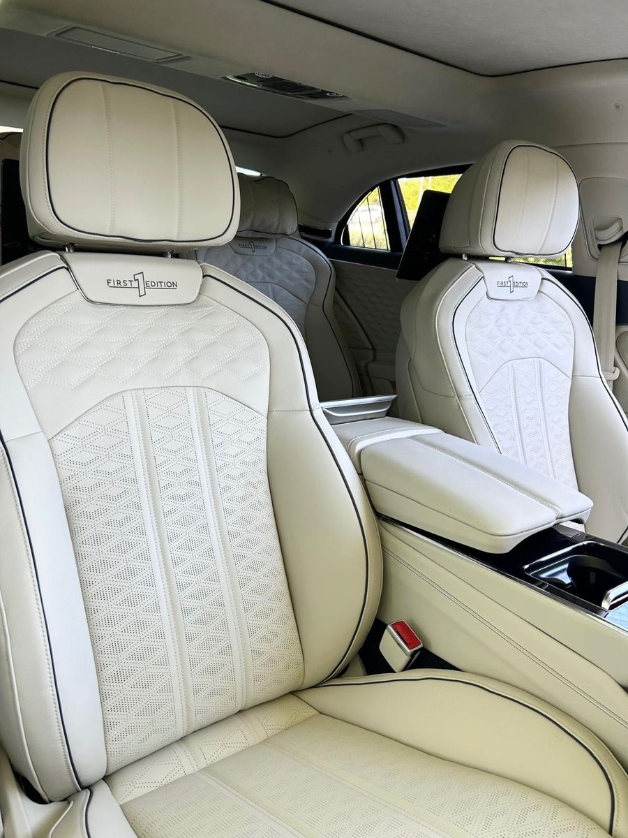 Fahrzeugabbildung Bentley FLYING SPUR SPEED FIRST EDITION BUSINESS 4SEAT!