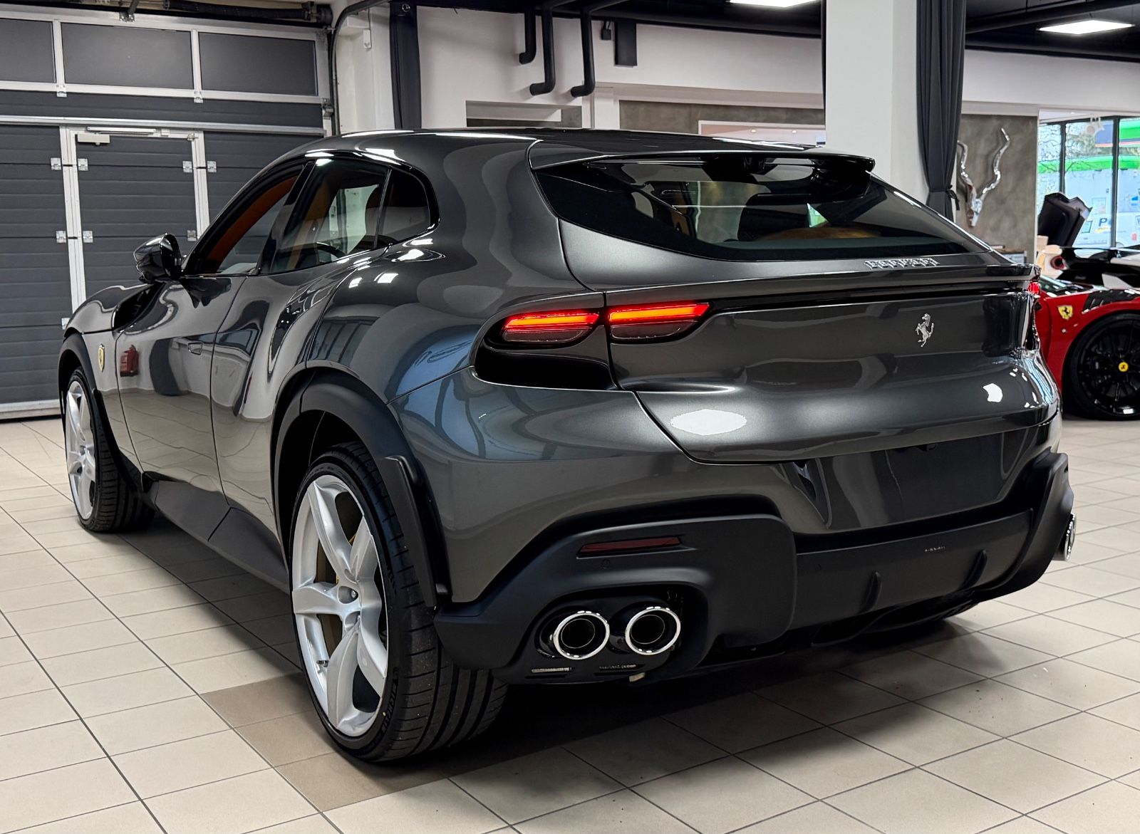 Fahrzeugabbildung Ferrari PUROSANGUE CARBON MASSAGE PANO PR26 LIFT READY!