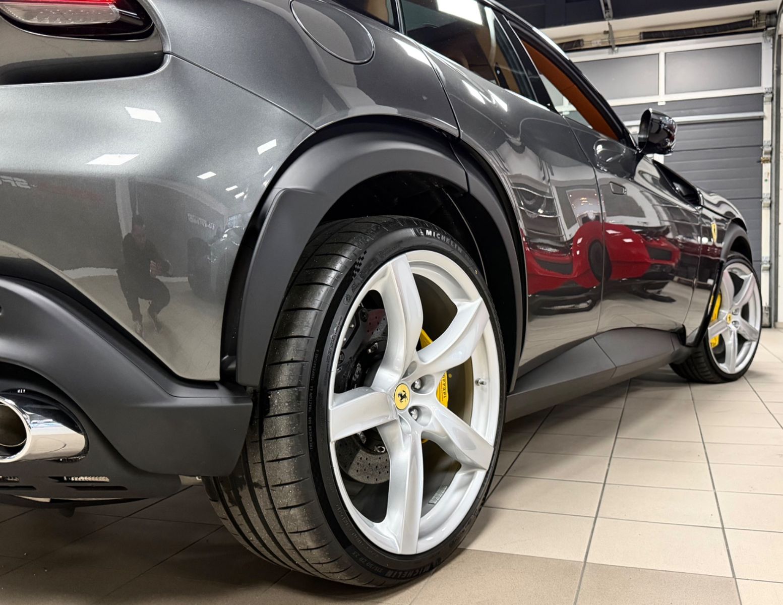 Fahrzeugabbildung Ferrari PUROSANGUE CARBON MASSAGE PANO PR26 LIFT READY!