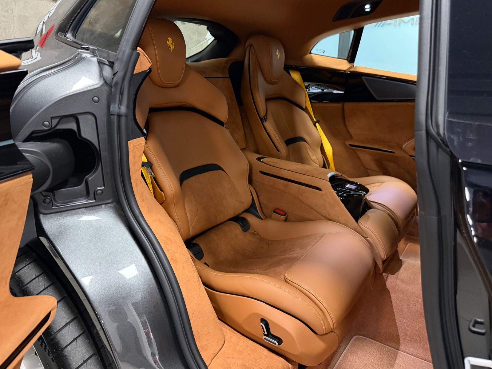 Fahrzeugabbildung Ferrari PUROSANGUE CARBON MASSAGE PANO PR26 LIFT READY!