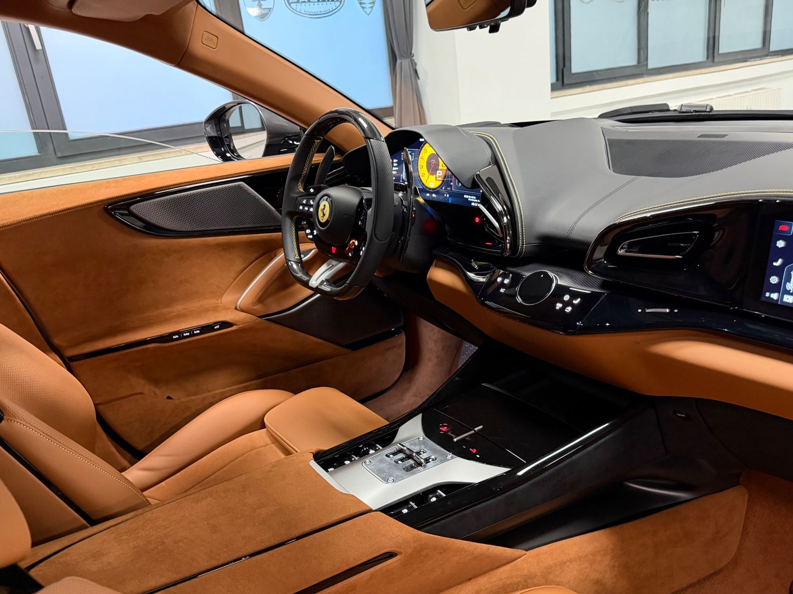 Fahrzeugabbildung Ferrari PUROSANGUE CARBON MASSAGE PANO PR26 LIFT READY!