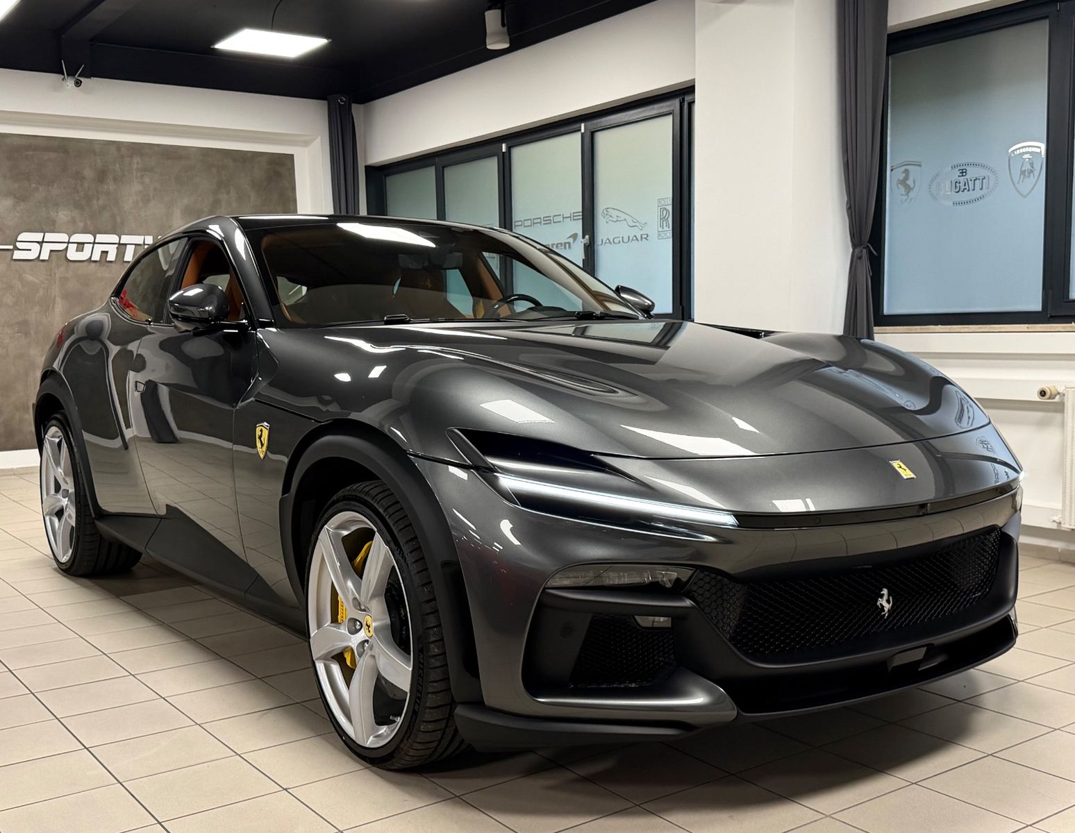 Fahrzeugabbildung Ferrari PUROSANGUE CARBON MASSAGE PANO PR26 LIFT READY!