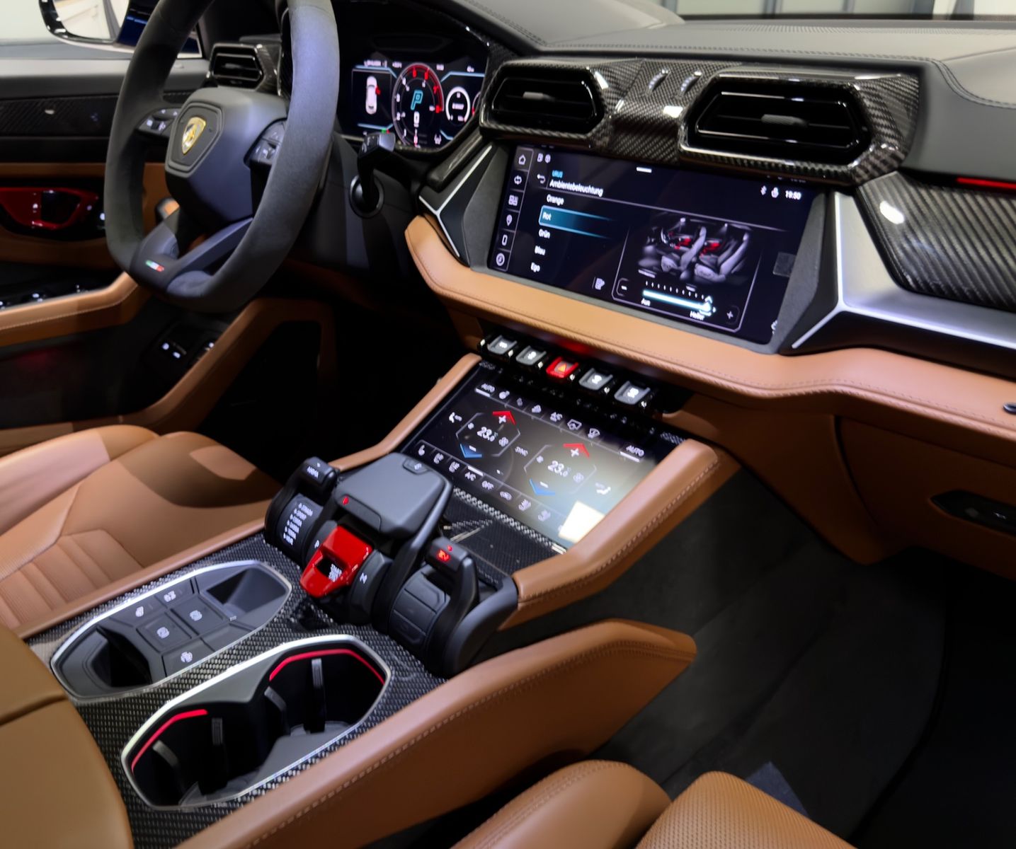 Fahrzeugabbildung Lamborghini URUS SE CARBON B&O MASSAGE PANO HEADUP FULLOPT!!