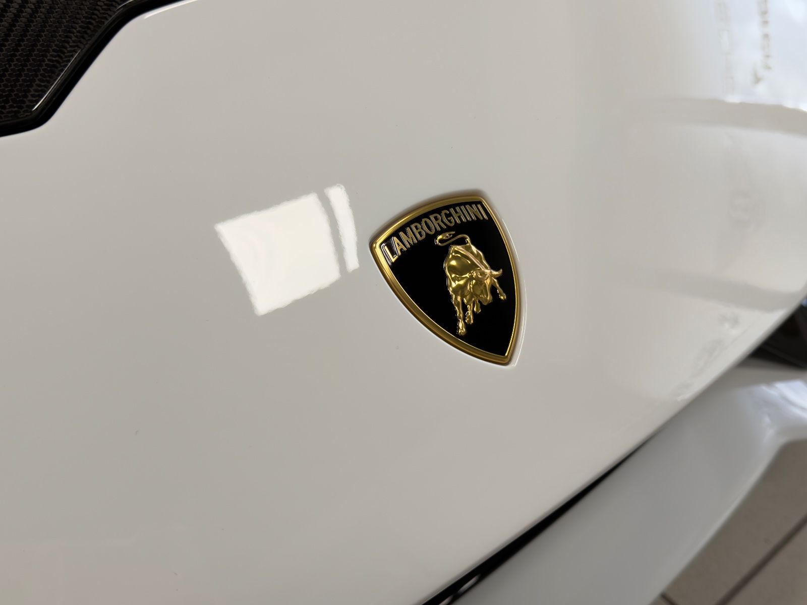 Fahrzeugabbildung Lamborghini HURACAN TECNICA CARBON EXT&INT SENSONUM FULLOPT!