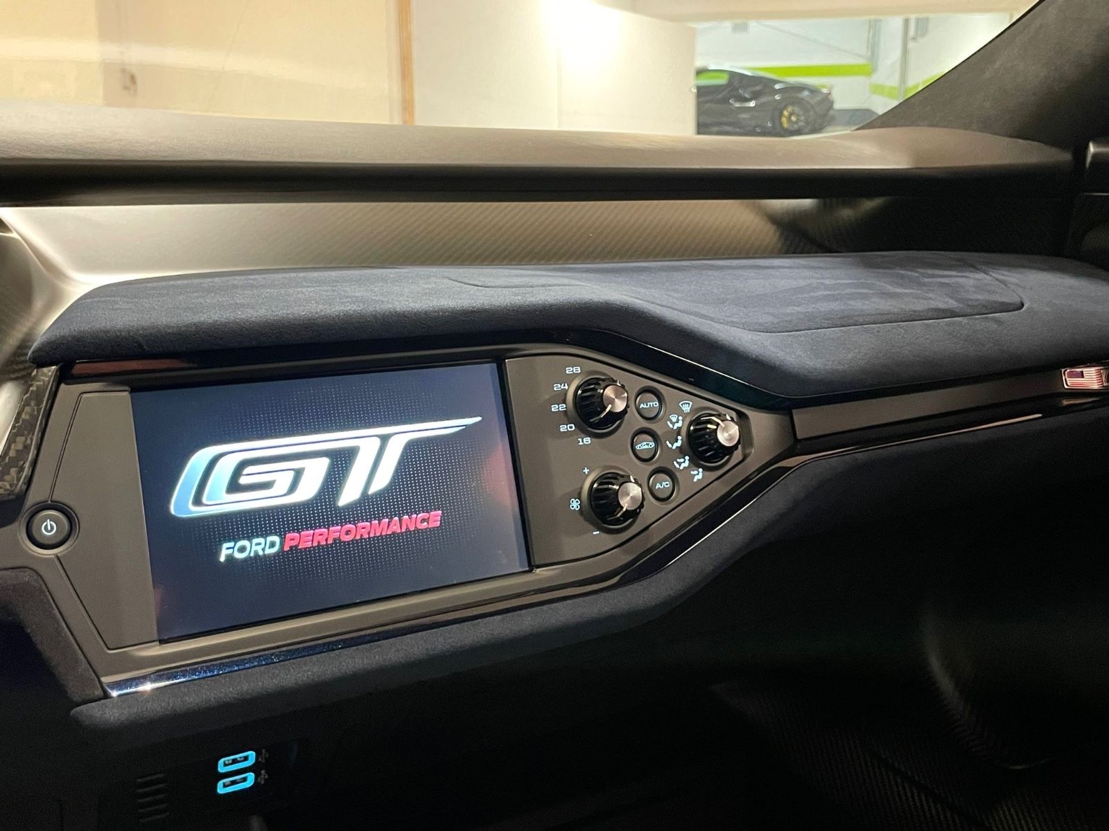 Fahrzeugabbildung Ford GT HERITAGE 64 PROTOTYPE 1OF50 LIMITED COLLECTOR