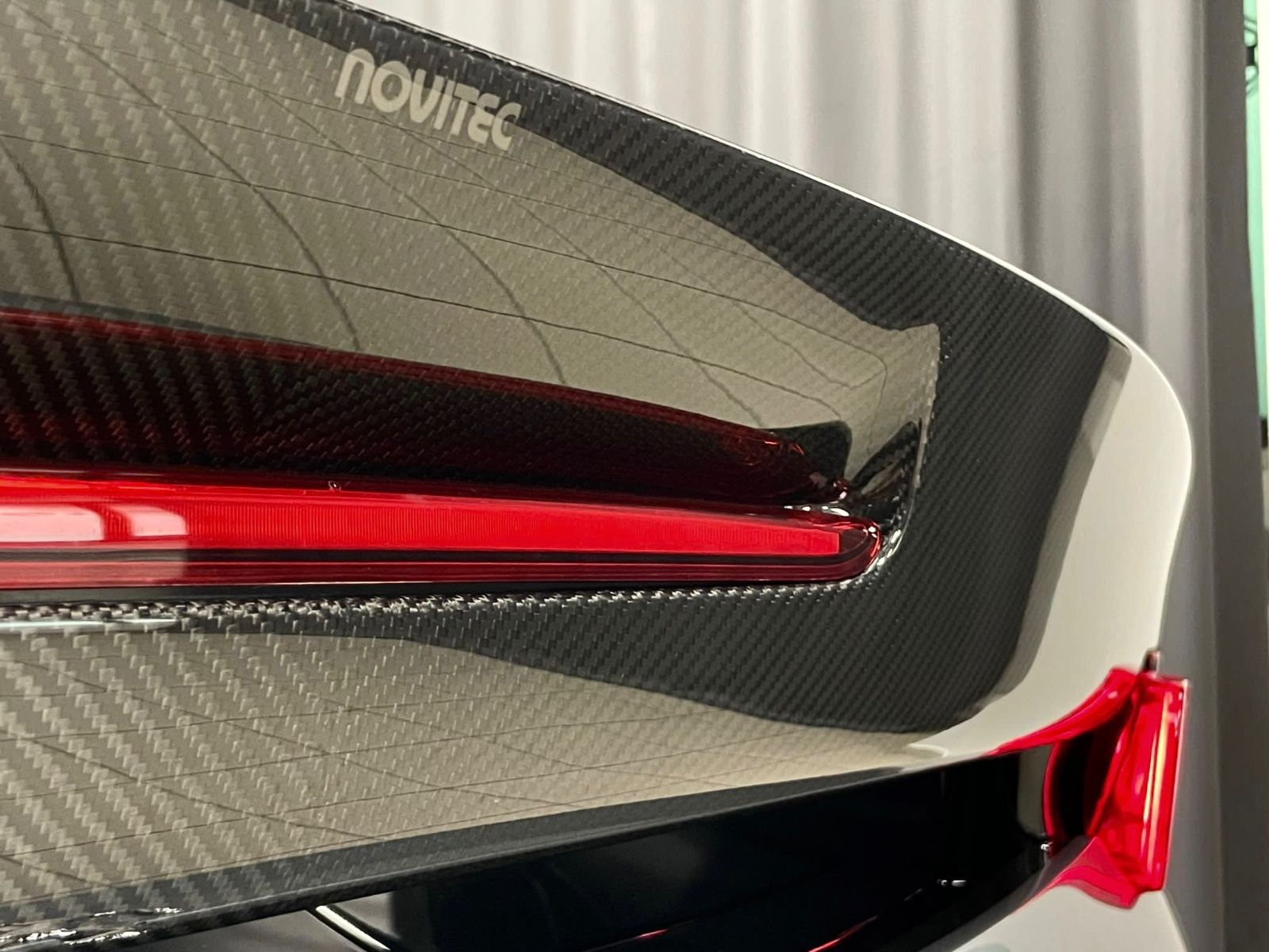 Fahrzeugabbildung Ferrari SF90 STRADALE NOVITEC RACINGSEAT CARBONPACK FULL