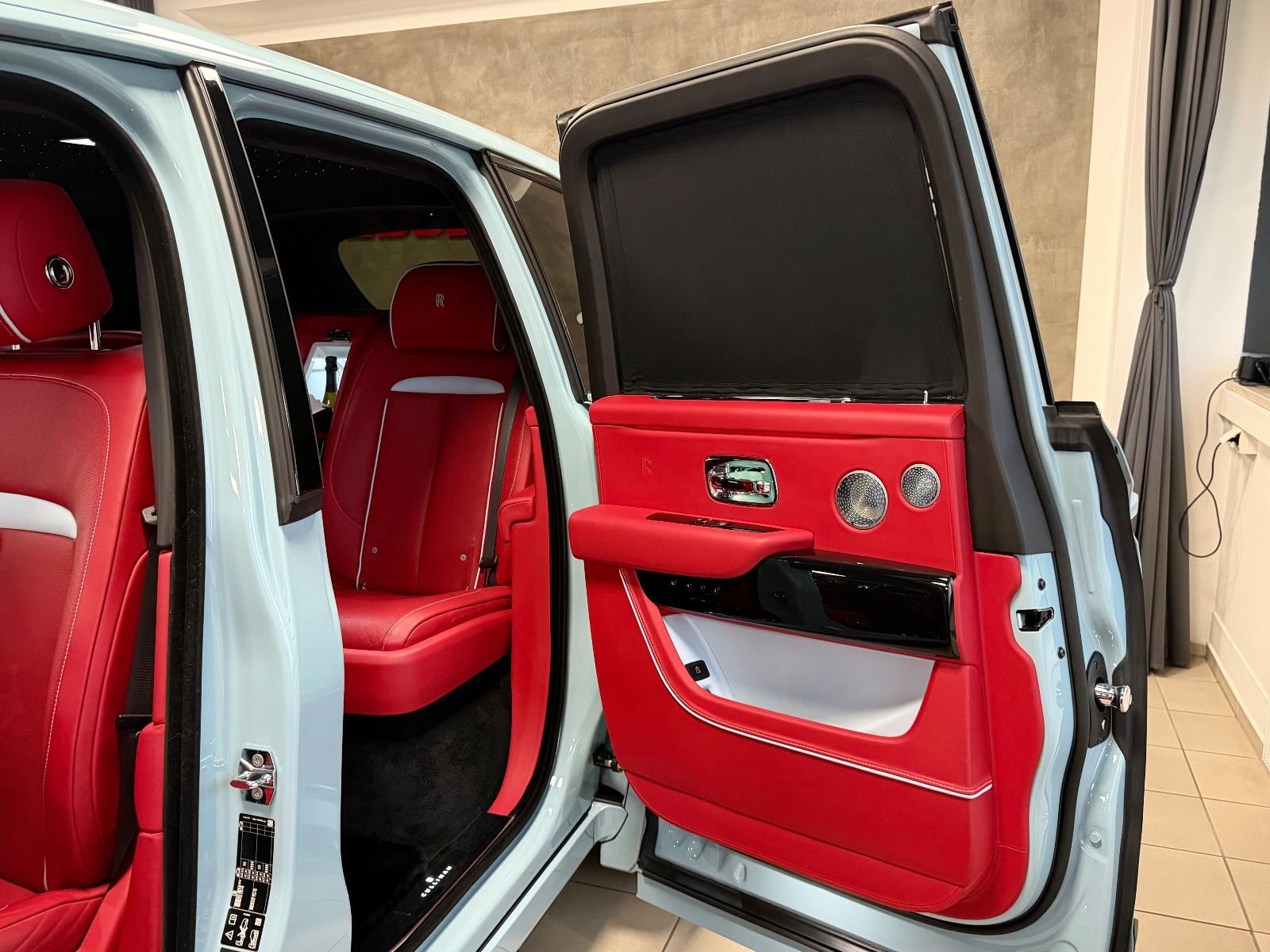 Fahrzeugabbildung Rolls-Royce CULLINAN NOVITEC OVERDOSE BESPOKE EXECUTIV FULL!