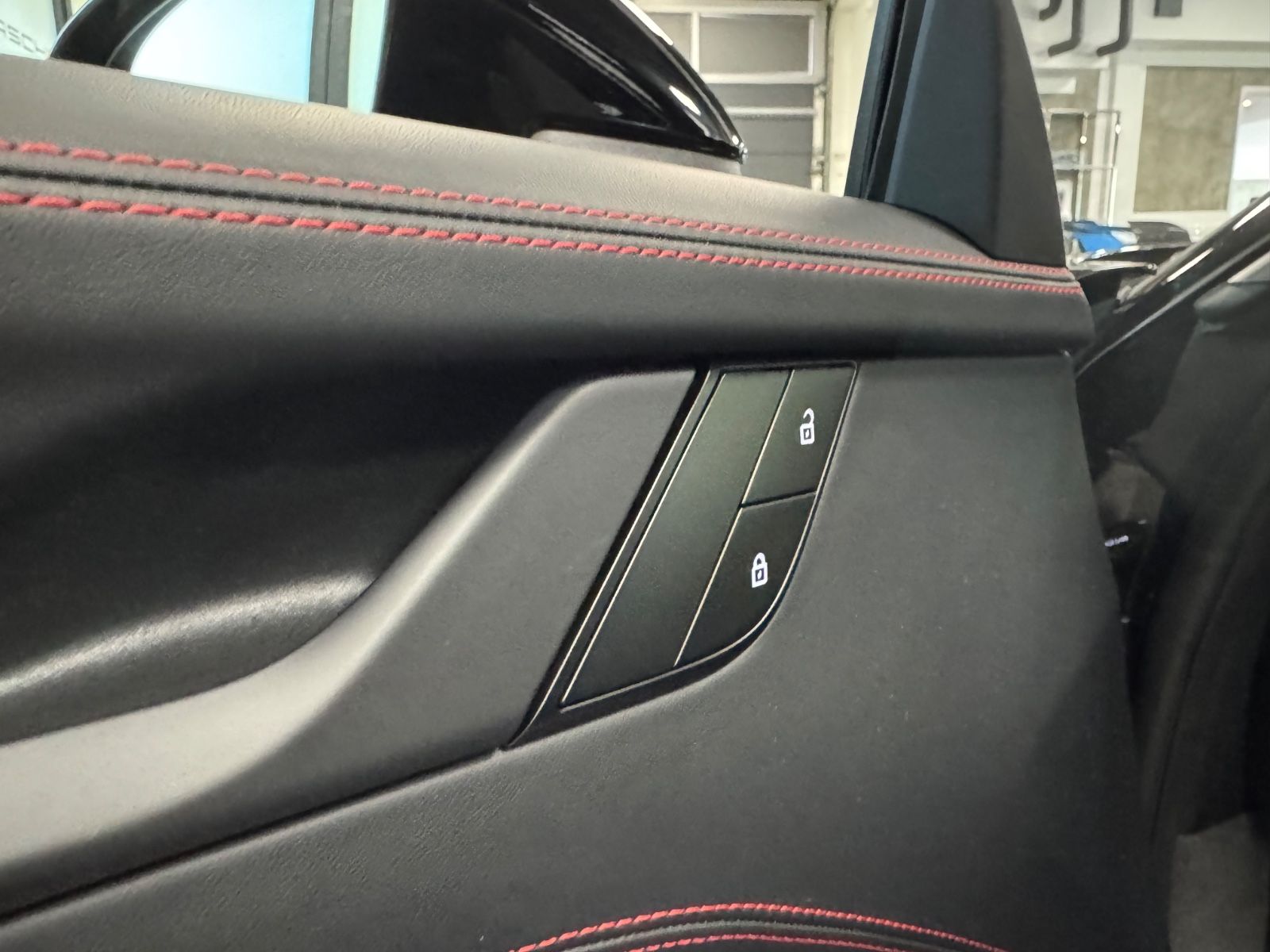 Fahrzeugabbildung Porsche 992 GT3 FACELIFT PDK CLUBSPORT CARBONSEAT NEWCAR