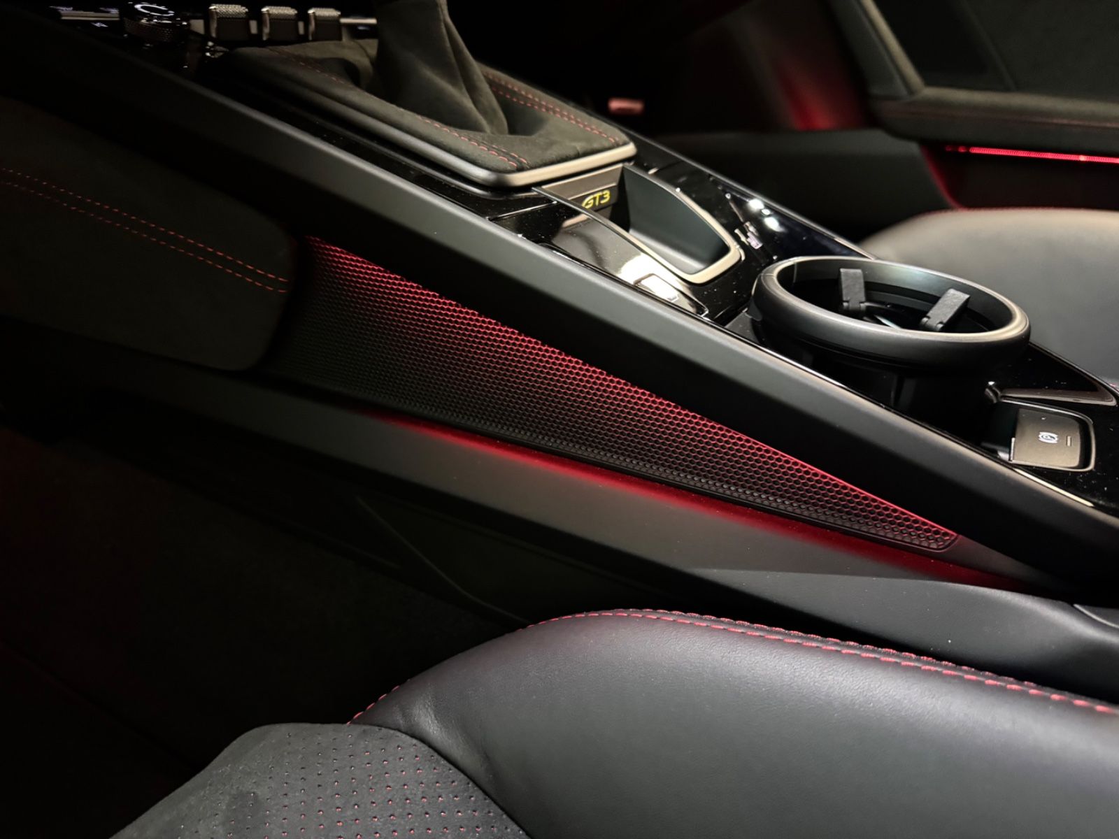 Fahrzeugabbildung Porsche 992 GT3 FACELIFT PDK CLUBSPORT CARBONSEAT NEWCAR