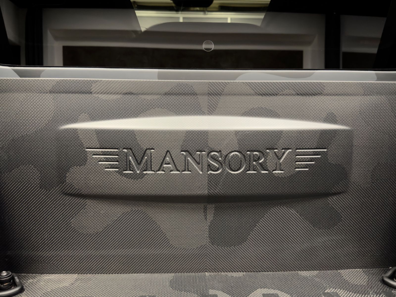 Fahrzeugabbildung Mercedes-Benz G 63 AMG MANSORY&PHILIPP PLEIN 1OF7 STAR TROOPER