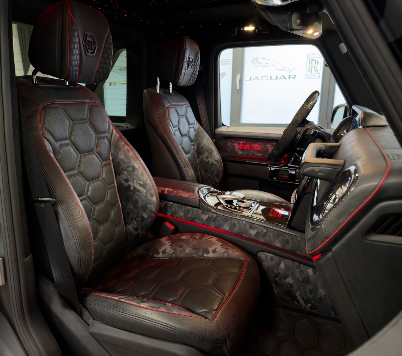 Fahrzeugabbildung Mercedes-Benz G 63 AMG MANSORY&PHILIPP PLEIN 1OF7 STAR TROOPER