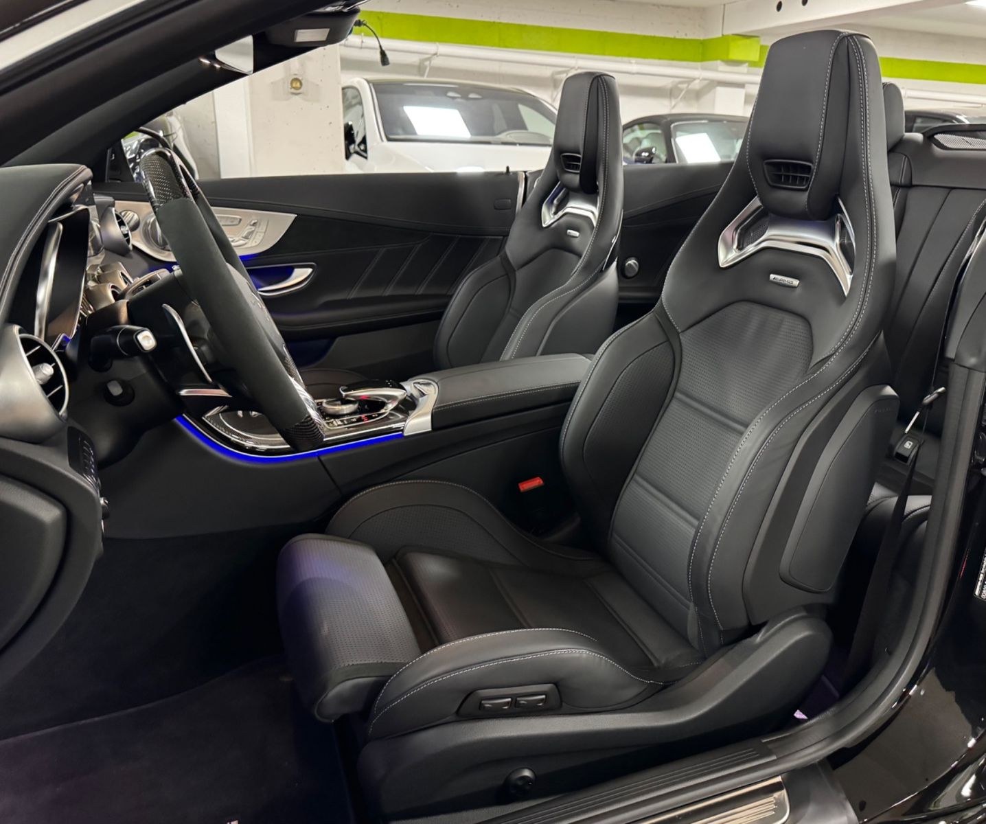 Fahrzeugabbildung Mercedes-Benz C 63 S AMG CABRIO CARBON EXT&INT CERAMIC FULLOPT