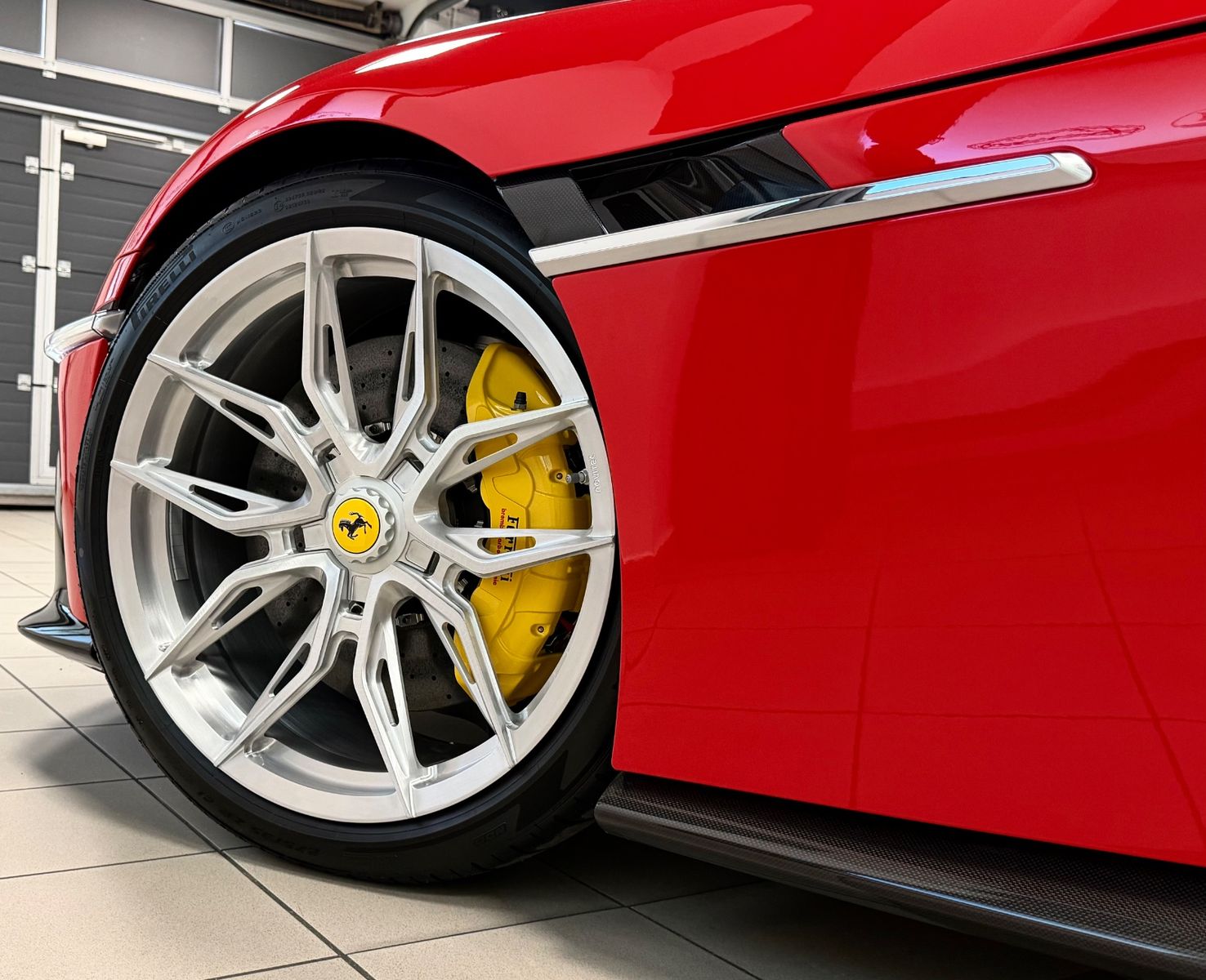 Fahrzeugabbildung Ferrari 12 CILINDRI NOVITEC UNIQUE CARBON LIFT JBL FULL!
