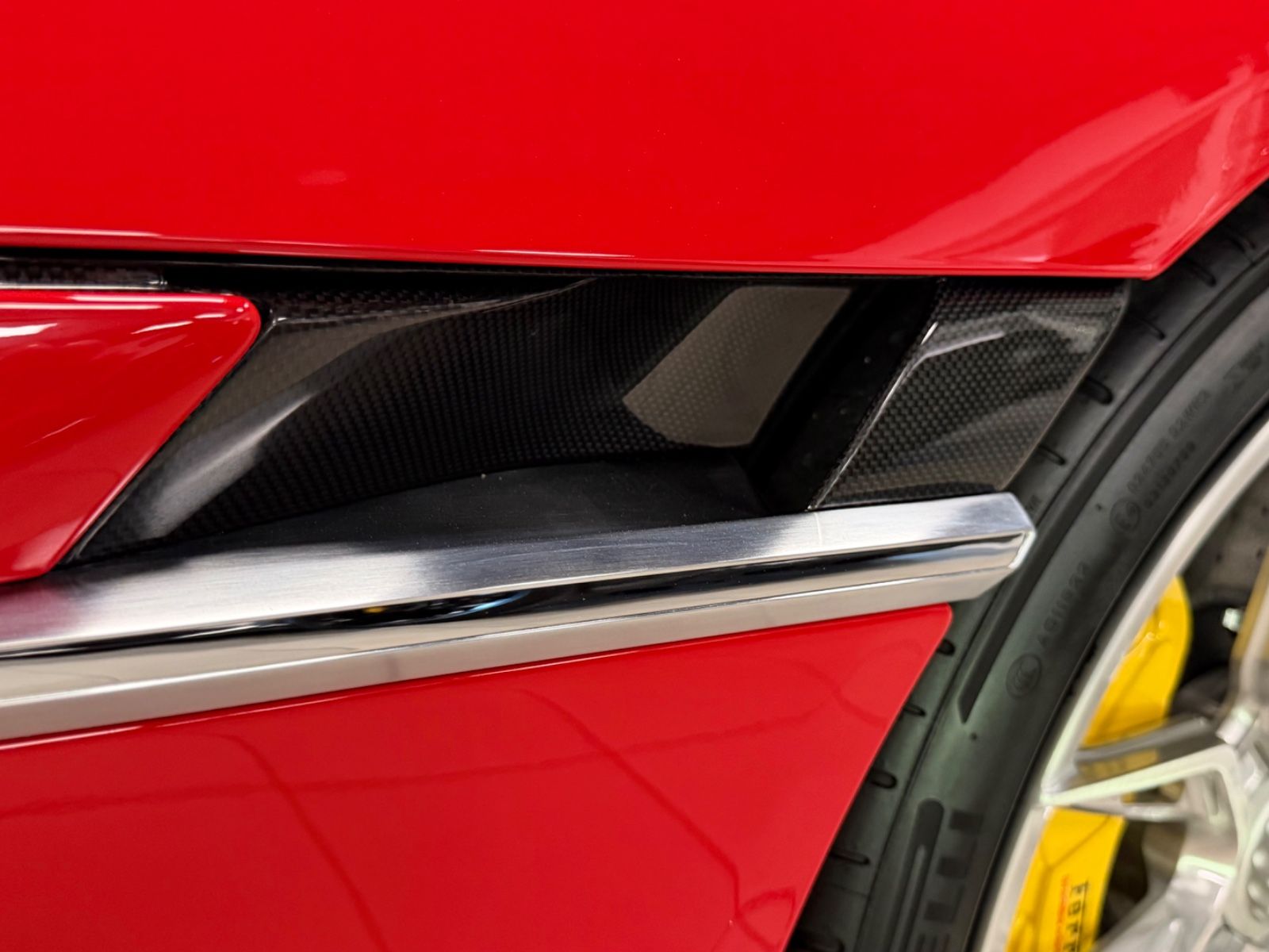 Fahrzeugabbildung Ferrari 12 CILINDRI NOVITEC UNIQUE CARBON LIFT JBL FULL!