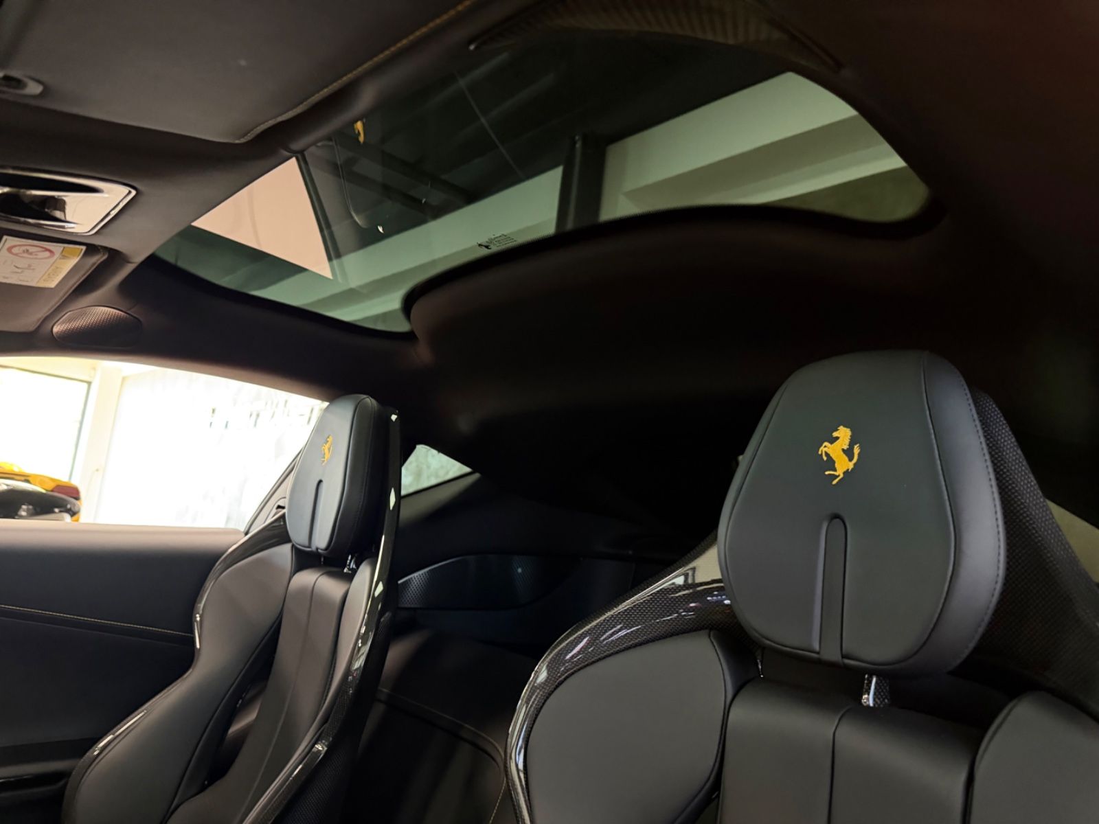 Fahrzeugabbildung Ferrari 12 CILINDRI NOVITEC UNIQUE CARBON LIFT JBL FULL!